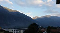 v02.jpg